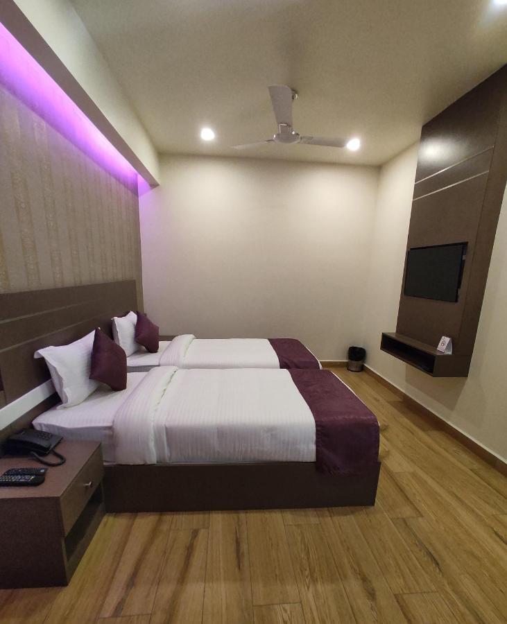 Lavender Infopark Kochi Hotell Eksteriør bilde