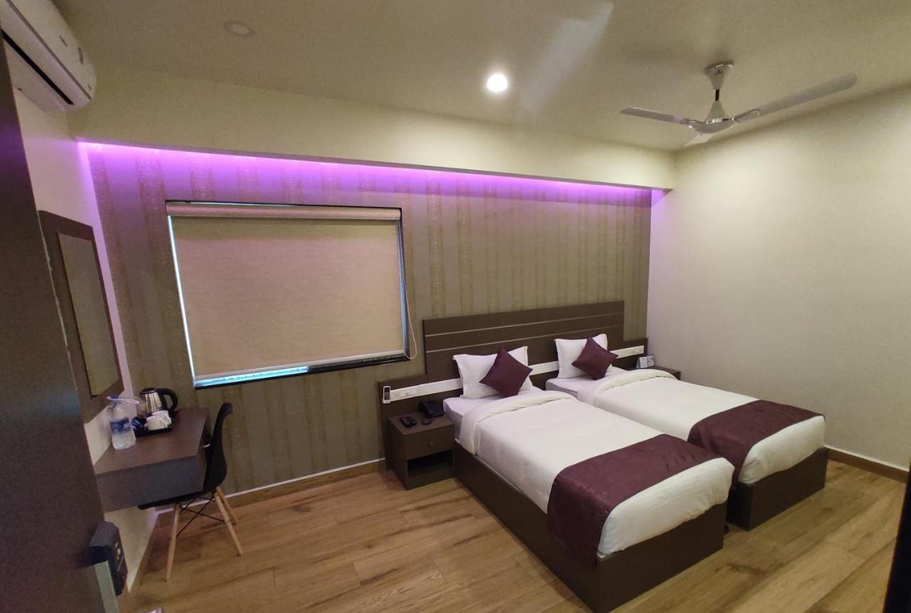 Lavender Infopark Kochi Hotell Eksteriør bilde