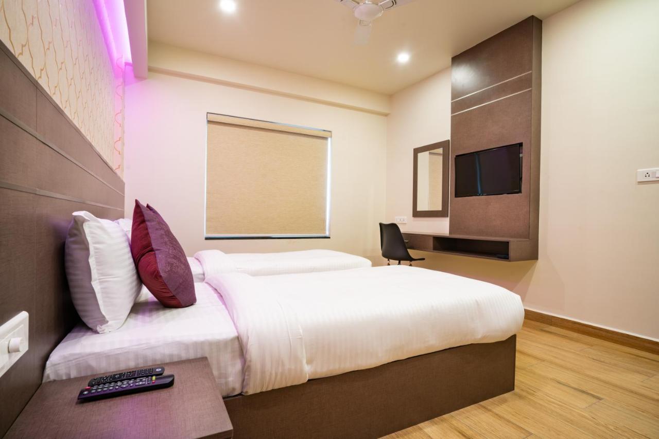 Lavender Infopark Kochi Hotell Eksteriør bilde